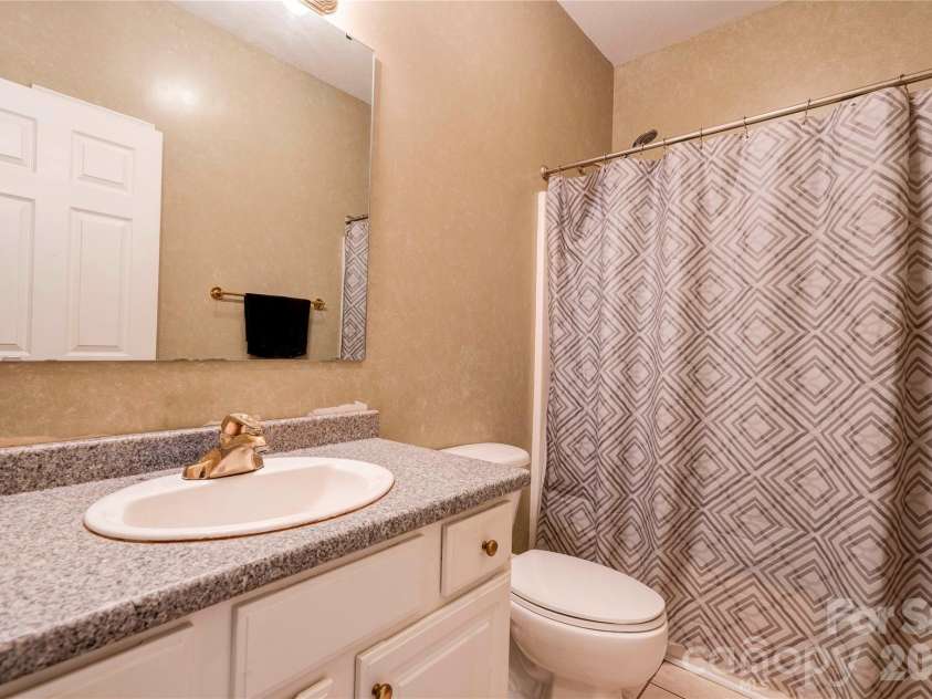 103 Whitetail Drive, Shelby, NC 28152.  MLS# CAR4382325, YatesRealty ID 24198. 
