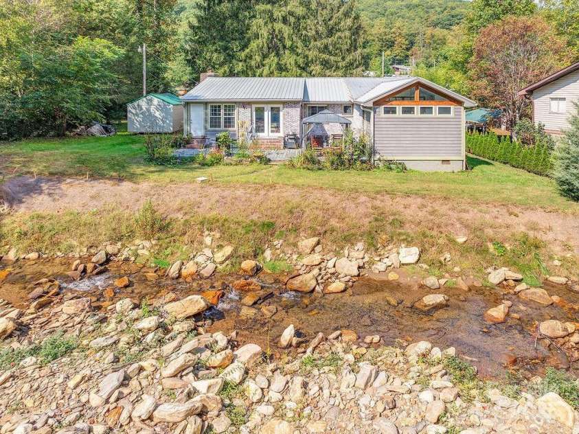 2143 Pisgah Highway, Candler, NC 28715.  MLS# CAR4266869, YatesRealty ID 24198. 