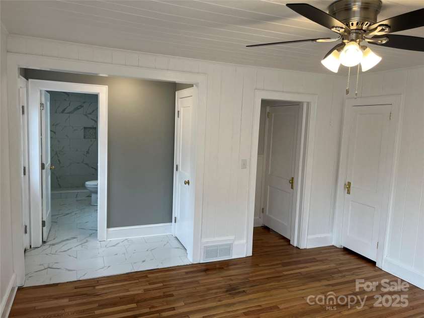 634 Rutherford Road, Marion, NC 28752.  MLS# CAR4240632, YatesRealty ID 242. Primary Bedroom
