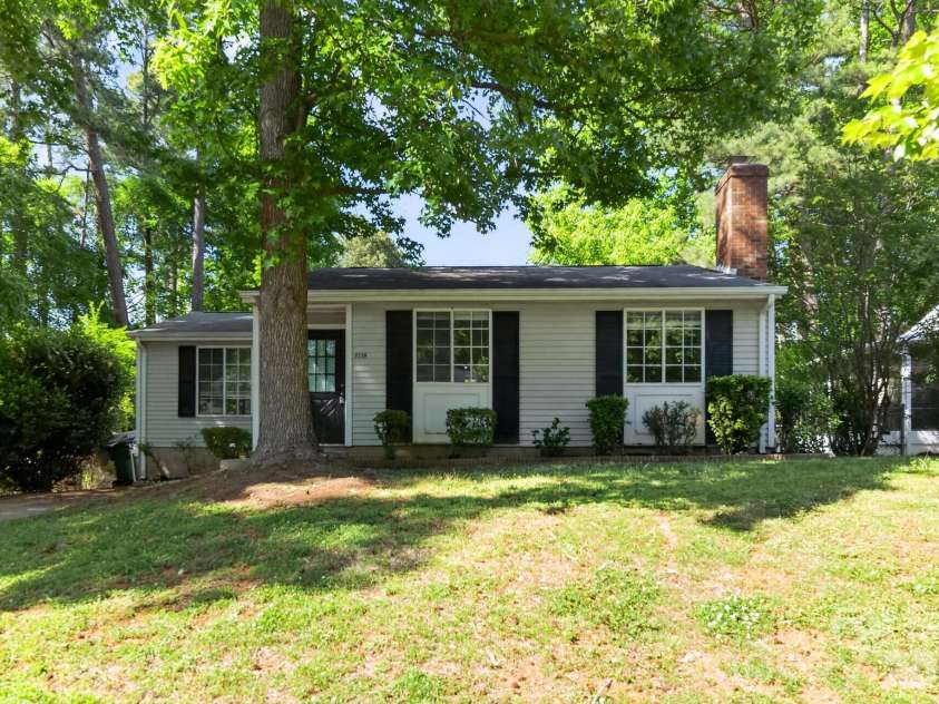 7919 Corder Drive, Charlotte, NC 28212.  MLS# CAR4382688, YatesRealty ID 24201. 