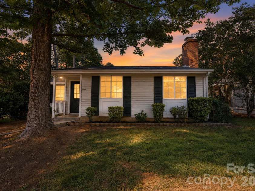 7919 Corder Drive, Charlotte, NC 28212.  MLS# CAR4382688, YatesRealty ID 24201. 