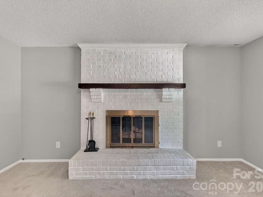 7919 Corder Drive, Charlotte, NC 28212.  MLS# CAR4382688, YatesRealty ID 24201. 