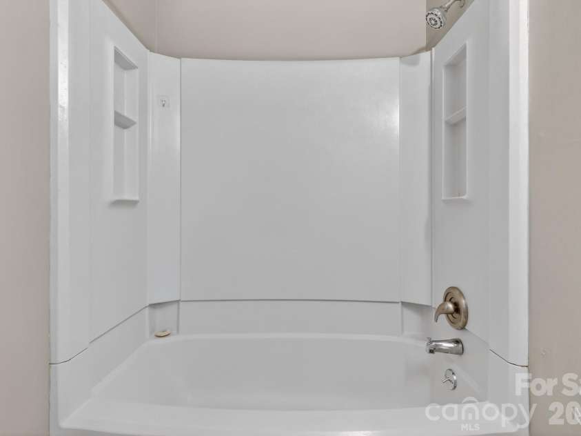 7919 Corder Drive, Charlotte, NC 28212.  MLS# CAR4382688, YatesRealty ID 24201. 