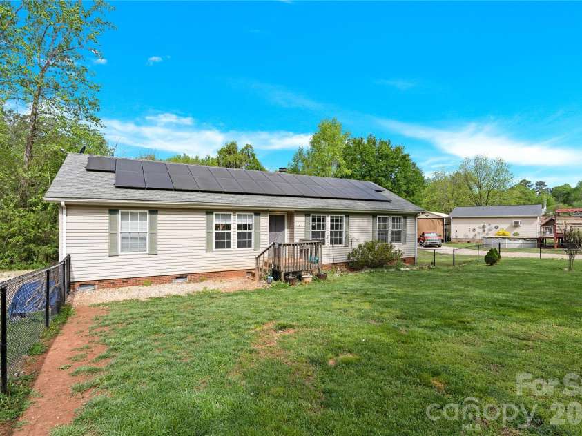 4130 Mountainview Street, Gastonia, NC 28056.  MLS# CAR4367519, YatesRealty ID 24202. 