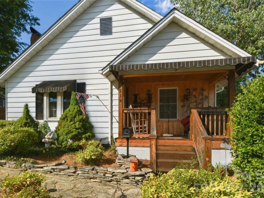 212 Sharon Avenue, Lenoir, NC 28645.  MLS# CAR4384971, YatesRealty ID 24205. 