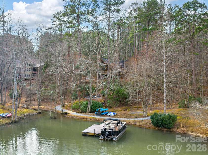 201 Hawk Ridge Drive, Mill Spring, NC 28756.  MLS# CAR4349061, YatesRealty ID 24206. 