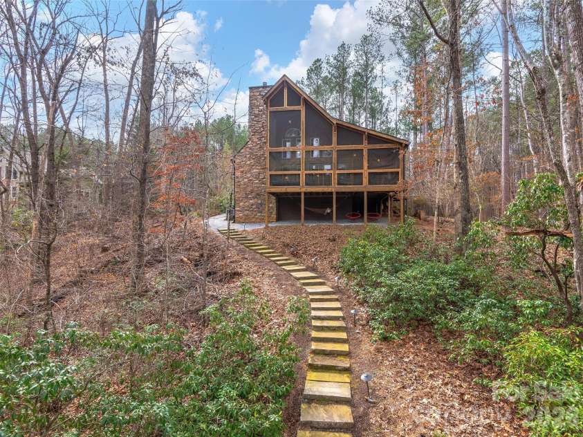 201 Hawk Ridge Drive, Mill Spring, NC 28756.  MLS# CAR4349061, YatesRealty ID 24206. 