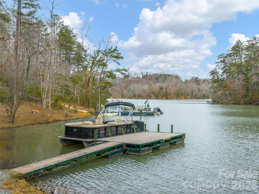 201 Hawk Ridge Drive, Mill Spring, NC 28756.  MLS# CAR4349061, YatesRealty ID 24206. 