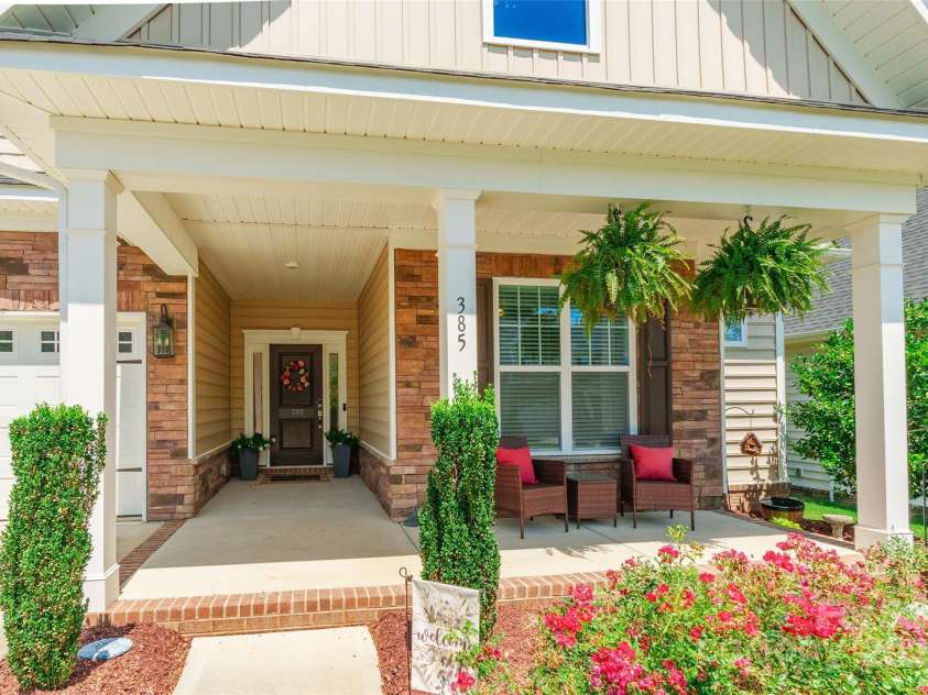 385 Willow Tree Drive, Rock Hill, SC 29732.  MLS# CAR4270668, YatesRealty ID 24206. 