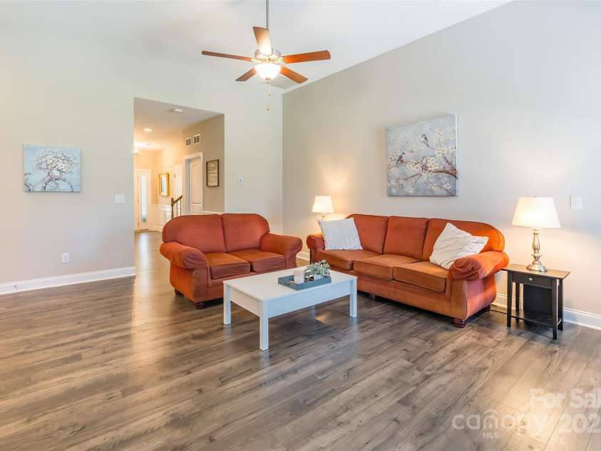385 Willow Tree Drive, Rock Hill, SC 29732.  MLS# CAR4270668, YatesRealty ID 24206. 