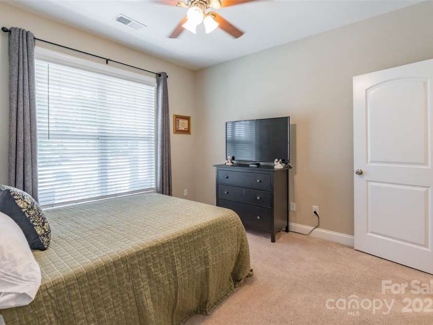 385 Willow Tree Drive, Rock Hill, SC 29732.  MLS# CAR4270668, YatesRealty ID 24206. 