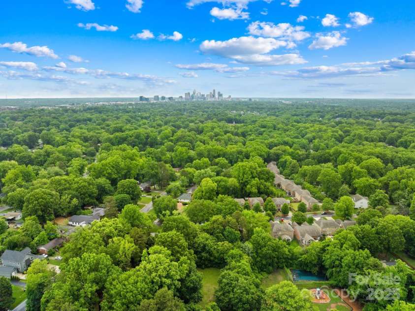 4114 Stacy Boulevard, Charlotte, NC 28209.  MLS# CAR4258425, YatesRealty ID 24208. Enjoy all Charlotte has to offer from this amazing home!