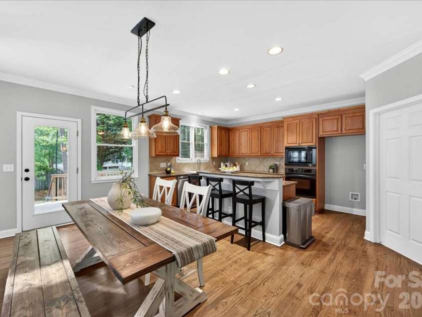 6410 Latta Springs Circle, Huntersville, NC 28078.  MLS# CAR4381760, YatesRealty ID 24208. 