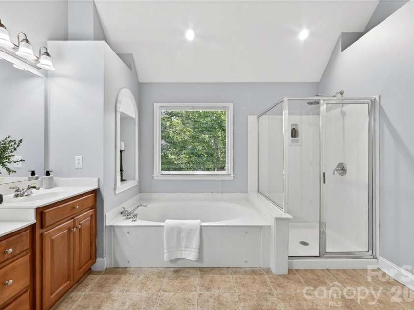 6410 Latta Springs Circle, Huntersville, NC 28078.  MLS# CAR4381760, YatesRealty ID 24208. 