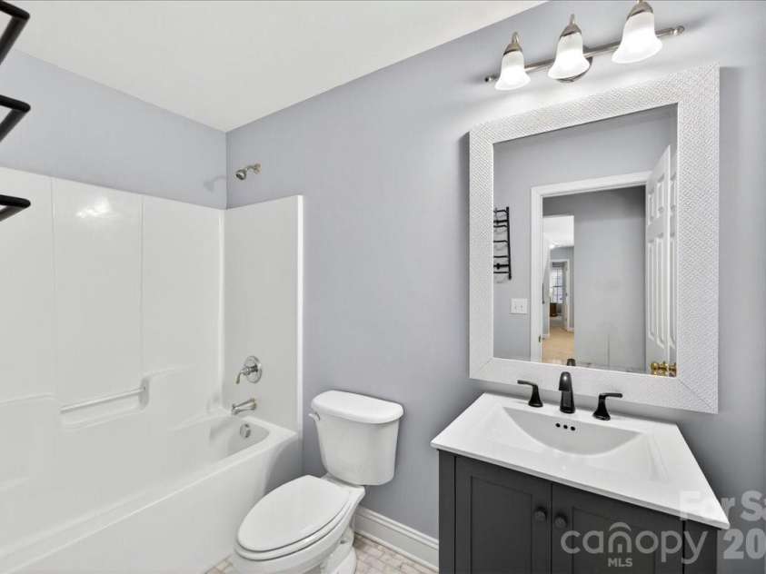 6410 Latta Springs Circle, Huntersville, NC 28078.  MLS# CAR4381760, YatesRealty ID 24208. 