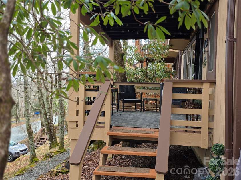 108 Northridge Road, Banner Elk, NC 28604.  MLS# CAR4351937, YatesRealty ID 2421. Front porch
