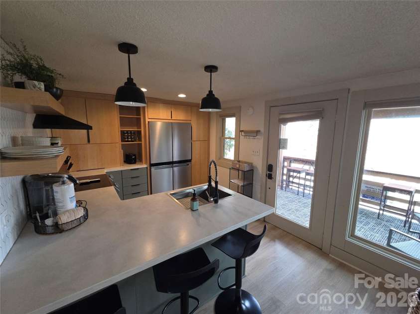 108 Northridge Road, Banner Elk, NC 28604.  MLS# CAR4351937, YatesRealty ID 2421. Kitchen