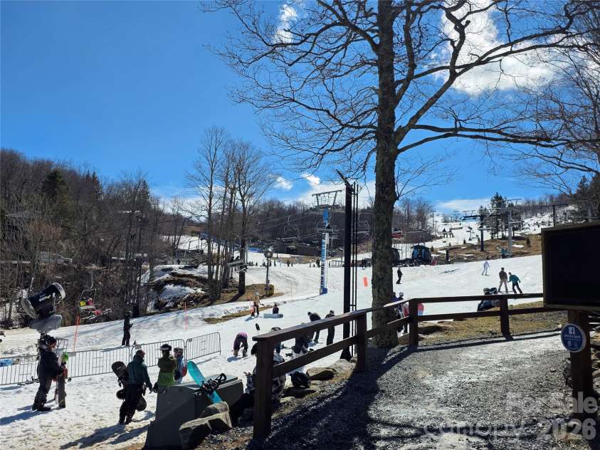108 Northridge Road, Banner Elk, NC 28604.  MLS# CAR4351937, YatesRealty ID 2421. Ski resort