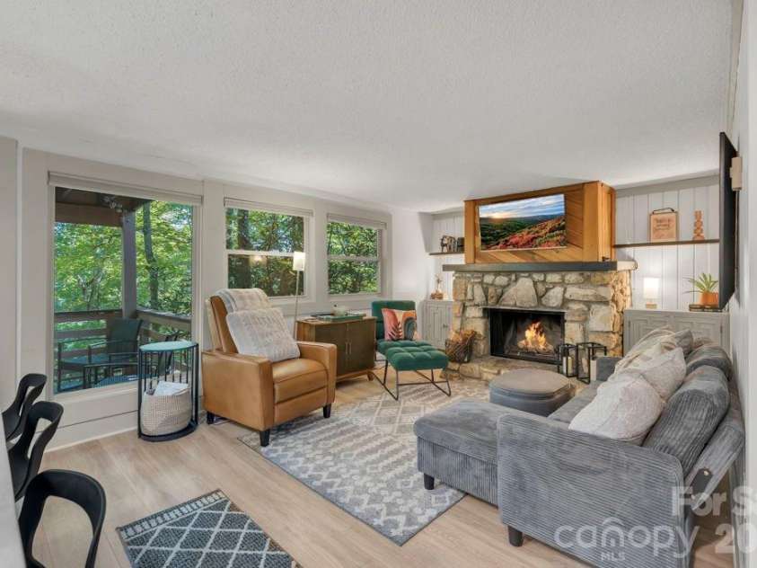 108 Northridge Road, Banner Elk, NC 28604.  MLS# CAR4422547, YatesRealty ID 2421. 