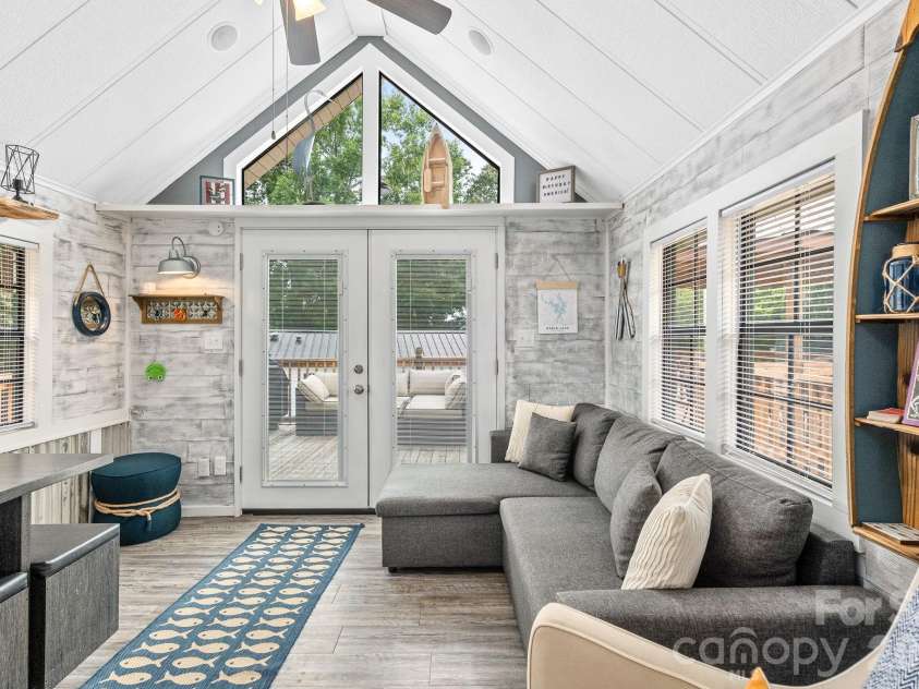 123 Grand View Drive, New London, NC 28127.  MLS# CAR4335956, YatesRealty ID 2421. 