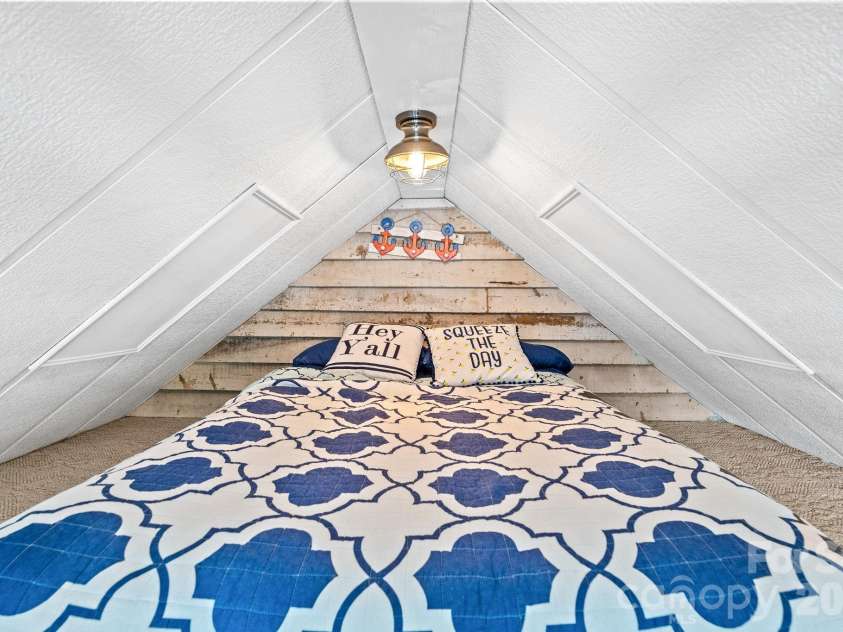 123 Grand View Drive, New London, NC 28127.  MLS# CAR4335956, YatesRealty ID 2421. 