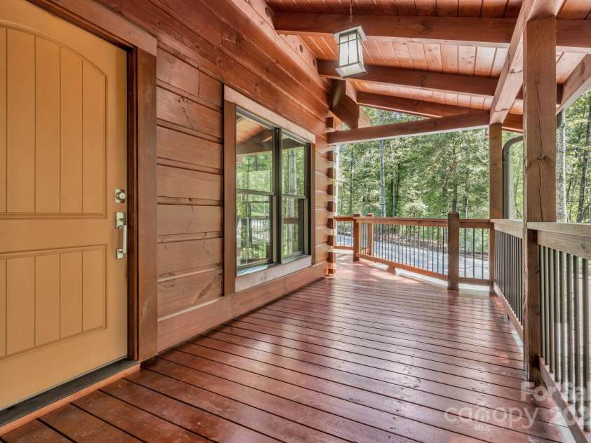 1347 Scenic Vista Drive, Nebo, NC 28761.  MLS# CAR4287005, YatesRealty ID 2421. 