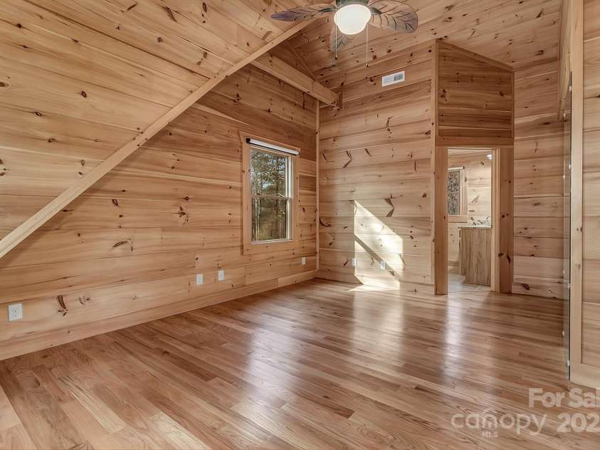 1347 Scenic Vista Drive, Nebo, NC 28761.  MLS# CAR4287005, YatesRealty ID 2421. 