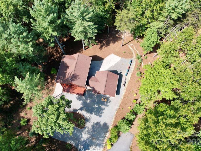 1347 Scenic Vista Drive, Nebo, NC 28761.  MLS# CAR4287005, YatesRealty ID 2421. 