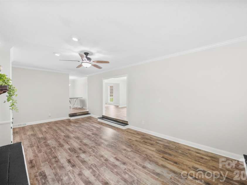 22 Forest Hill Road, Belmont, NC 28012.  MLS# CAR4382762, YatesRealty ID 24210. 
