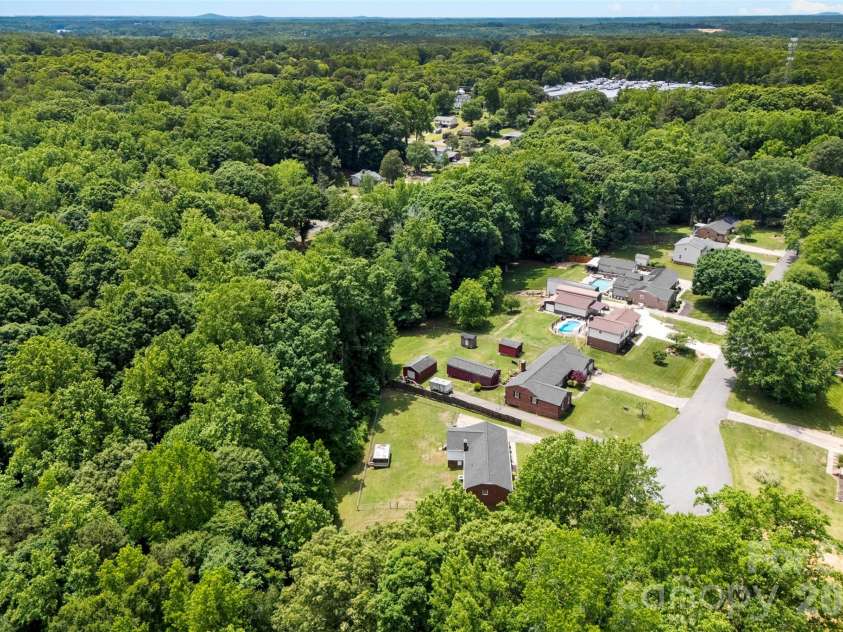 22 Forest Hill Road, Belmont, NC 28012.  MLS# CAR4382762, YatesRealty ID 24210. 
