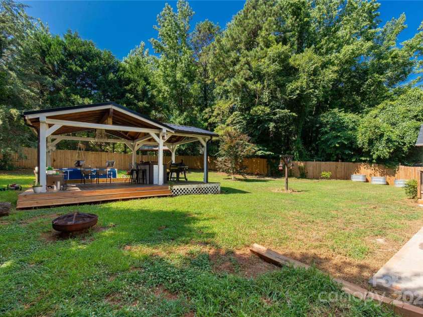 4567 Hickory Grove Road, Sharon, SC 29742.  MLS# CAR4274229, YatesRealty ID 24211. 