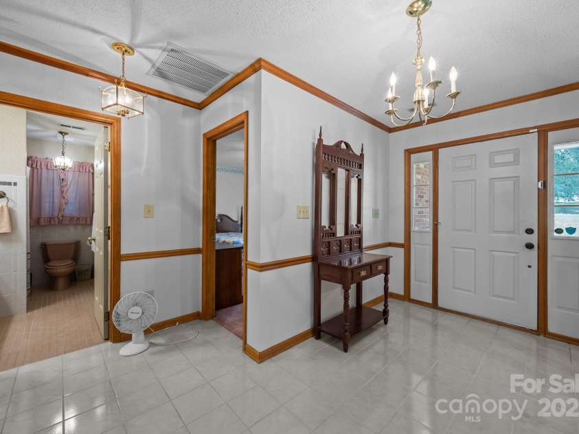 324 Swamp Fox Drive, Fort Mill, SC 29715.  MLS# CAR4272037, YatesRealty ID 24212. 