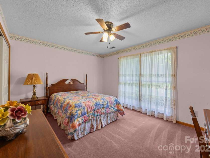 324 Swamp Fox Drive, Fort Mill, SC 29715.  MLS# CAR4272037, YatesRealty ID 24212. 