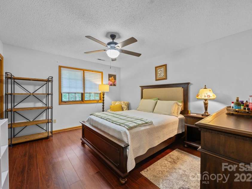 324 Swamp Fox Drive, Fort Mill, SC 29715.  MLS# CAR4272037, YatesRealty ID 24212. 
