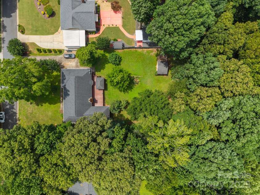 324 Swamp Fox Drive, Fort Mill, SC 29715.  MLS# CAR4272037, YatesRealty ID 24212. 