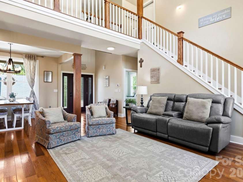 63 Old Spring Drive, Candler, NC 28715.  MLS# CAR4368322, YatesRealty ID 24212. 