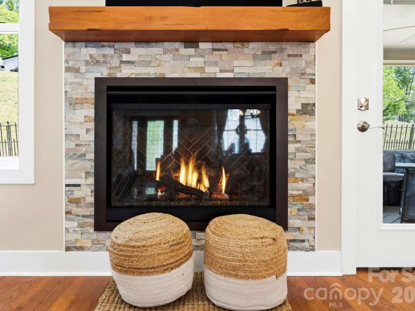 63 Old Spring Drive, Candler, NC 28715.  MLS# CAR4368322, YatesRealty ID 24212. 