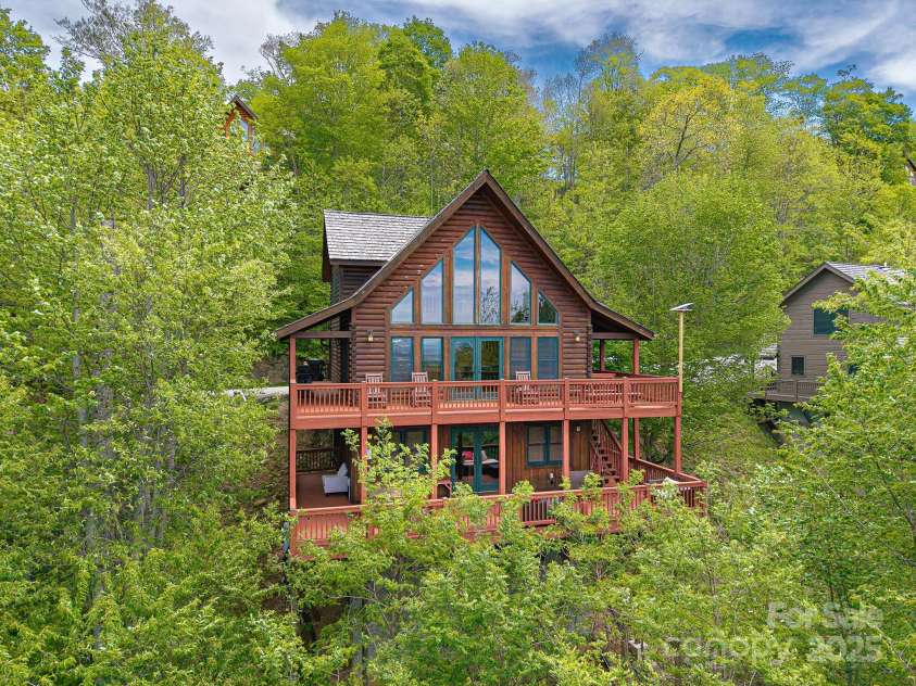 59 Valley Heights, Mars Hill, NC 28754.  MLS# CAR4252767, YatesRealty ID 24214. 