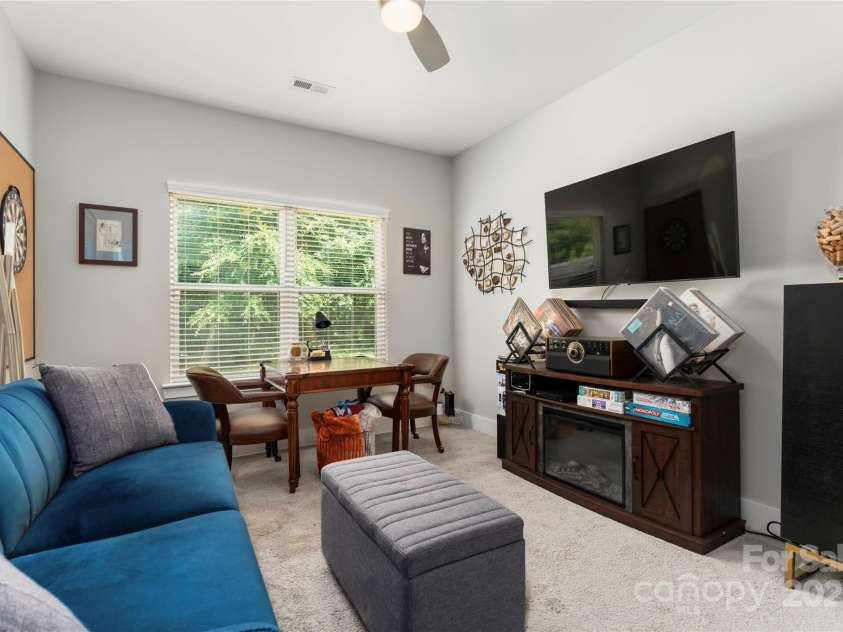 7516 O'Hara Street, Huntersville, NC 28078.  MLS# CAR4273660, YatesRealty ID 24215. BR#3/office