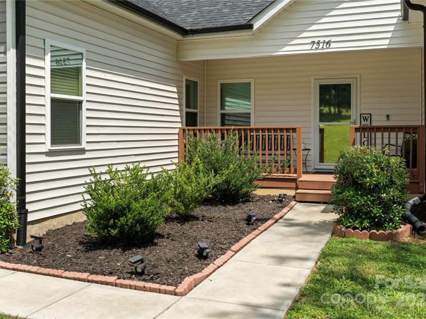 7516 O'Hara Street, Huntersville, NC 28078.  MLS# CAR4273660, YatesRealty ID 24215. Front porch