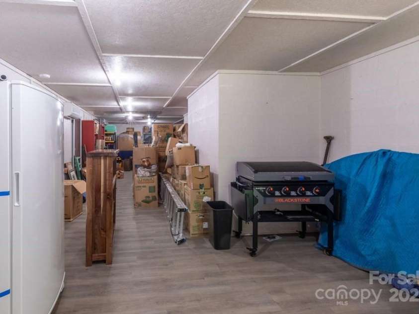 45 Boulder Creek Lane, Tuckasegee, NC 28783.  MLS# CAR4265219, YatesRealty ID 24216. 