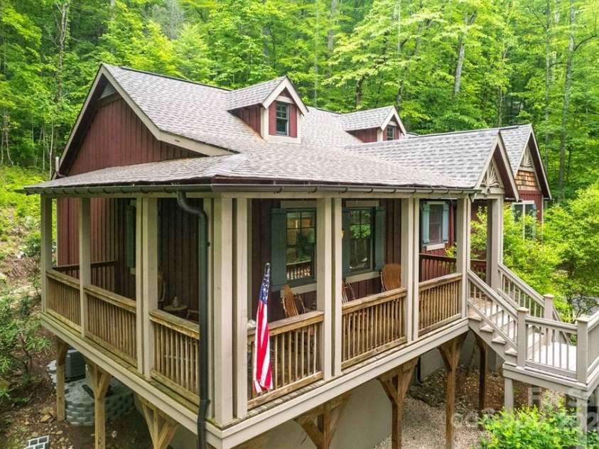 45 Boulder Creek Lane, Tuckasegee, NC 28783.  MLS# CAR4265219, YatesRealty ID 24216. 