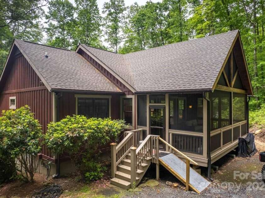 45 Boulder Creek Lane, Tuckasegee, NC 28783.  MLS# CAR4265219, YatesRealty ID 24216. 