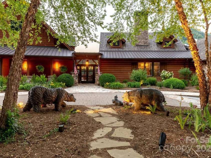 45 Boulder Creek Lane, Tuckasegee, NC 28783.  MLS# CAR4265219, YatesRealty ID 24216. 