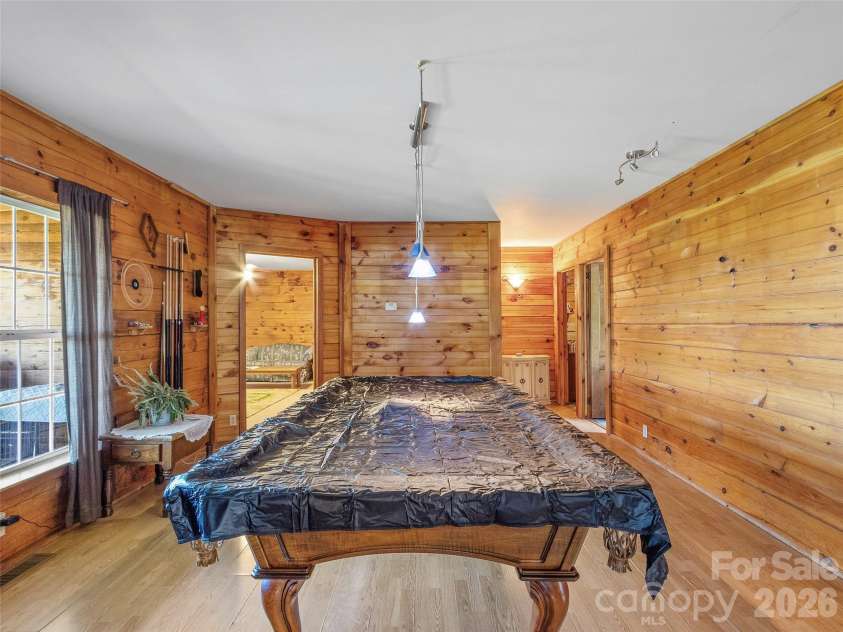 120 Lillie Lane, Marshall, NC 28753.  MLS# CAR4373947, YatesRealty ID 24218. 