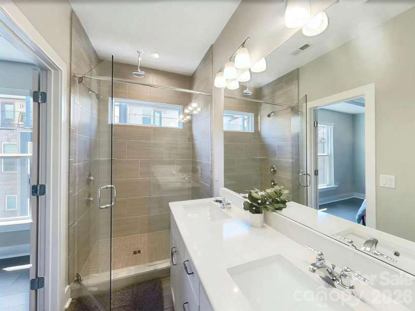 3808 Sky Haven Drive, Charlotte, NC 28209.  MLS# CAR4381806, YatesRealty ID 24219. 