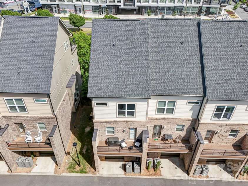 3808 Sky Haven Drive, Charlotte, NC 28209.  MLS# CAR4381806, YatesRealty ID 24219. 