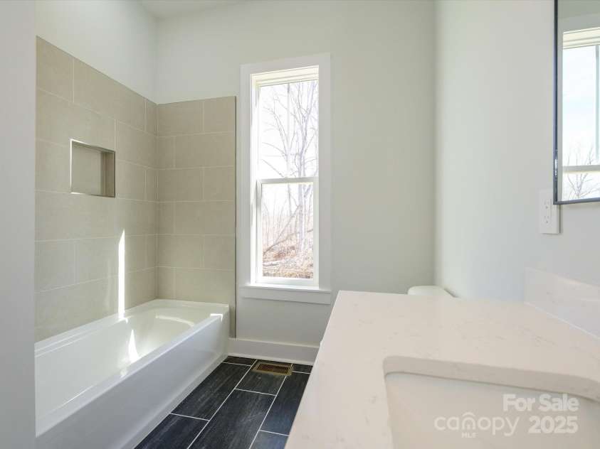 1022 Harrogate Drive, Bessemer City, NC 28016.  MLS# CAR4234331, YatesRealty ID 2422. Secondary Bath