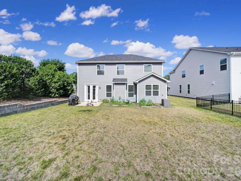 3322 Helmsley Court, Concord, NC 28027.  MLS# CAR4351939, YatesRealty ID 2422. 