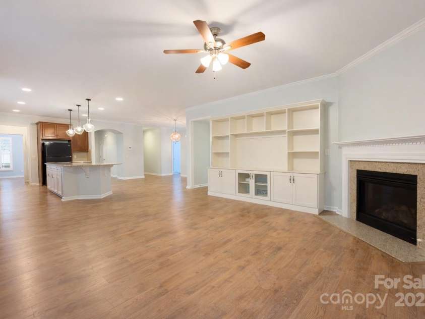 353 Harvest Valley Lane, Fort Mill, SC 29715.  MLS# CAR4331705, YatesRealty ID 2422. 